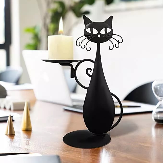 Black Cat Magic™️ | Mystiek Ambiance Creëren met Kandelaar Decor