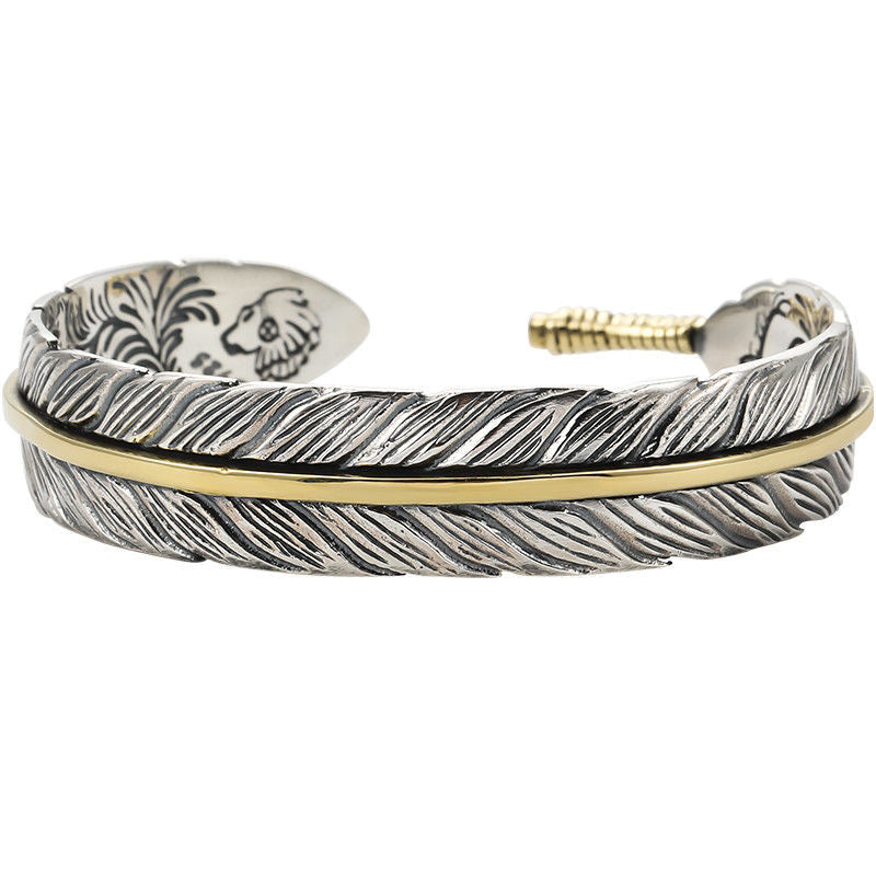 (1+1 GRATIS) Avian™ | Vintage geïnspireerde veren armband met Edgy Punk uitstraling