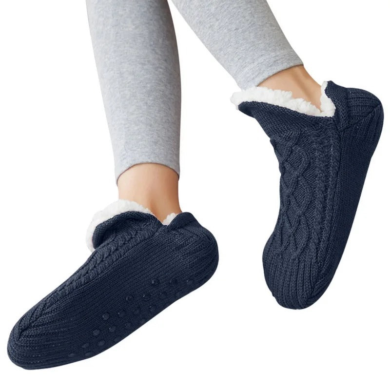 (1+1 GRATIS) CozyGrip™ | Comfortabele Winter Warme Pluche Huisslippers